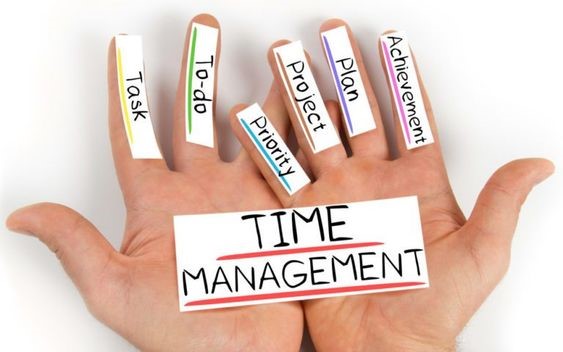 تخطيط الوقت والأولويات وإدارة عمليات الاتصال