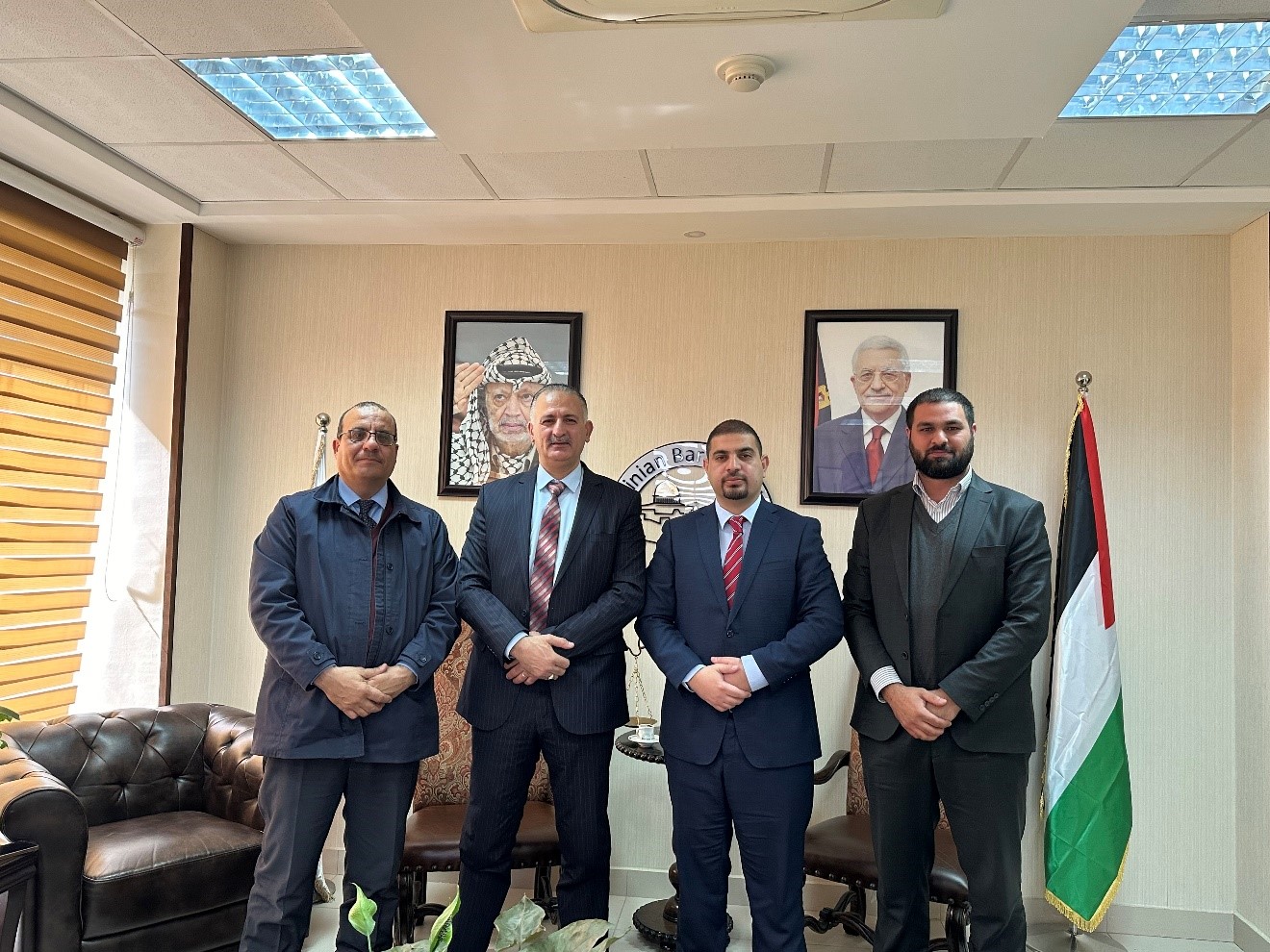 المعهد المصرفي الفلسطيني ونقابة المحامين الفلسطينيين يبحثان سبل التعاون